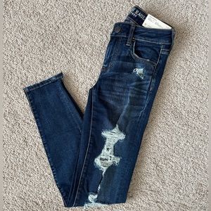 American Eagle Outfitters NWT Super Stretch X Size 0 Distressed Jeggings